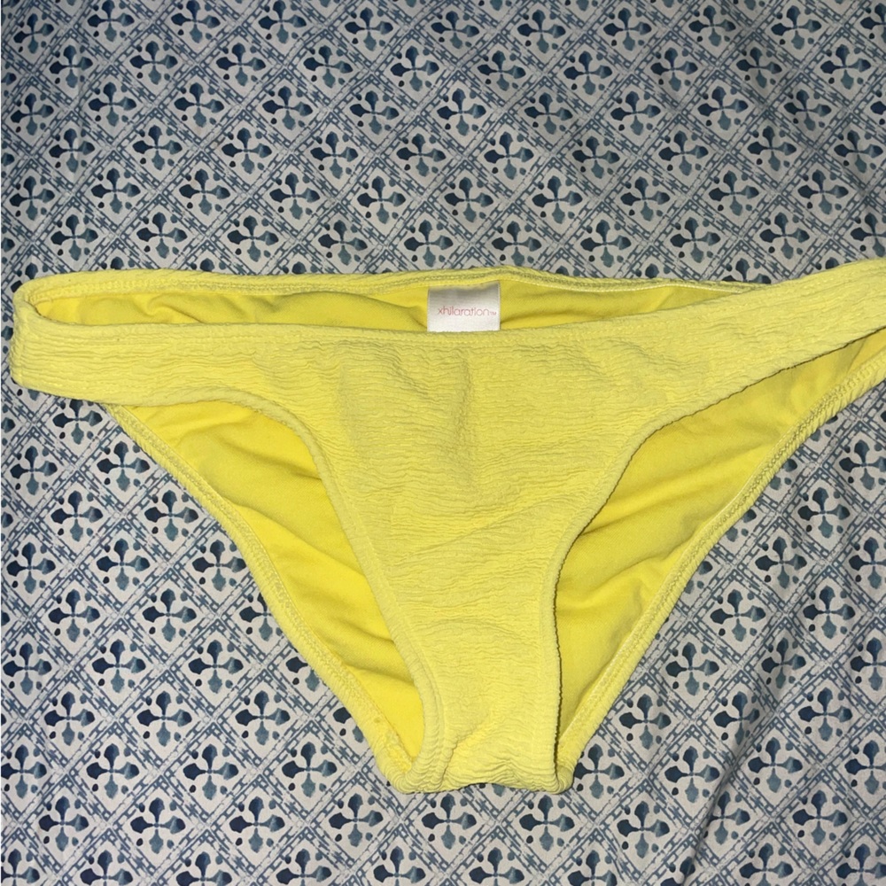 Xhilaration Yellow Bikini - Picture 4 of 5